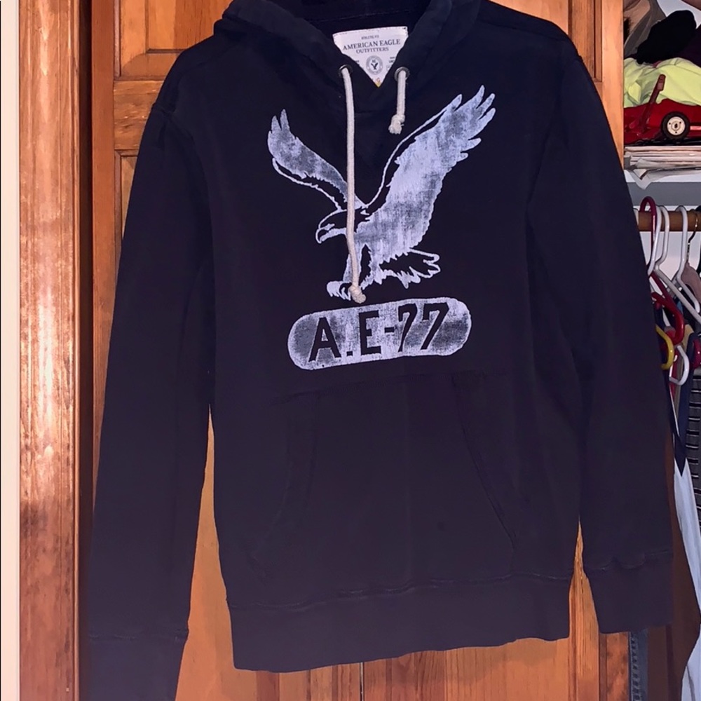 American Eagle sweatshirt
